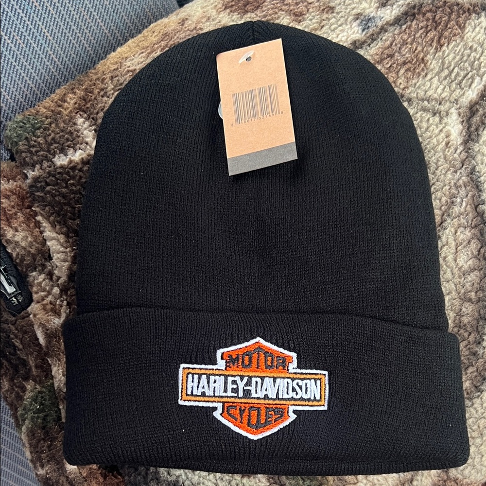 Harley-Davidson Black and Orange Logo Beanie
